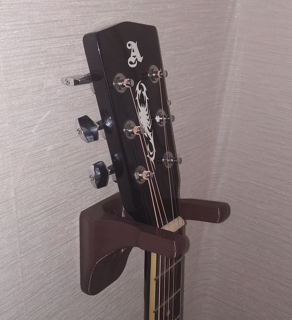 Настенный крючок для гитары на 3D принтере.